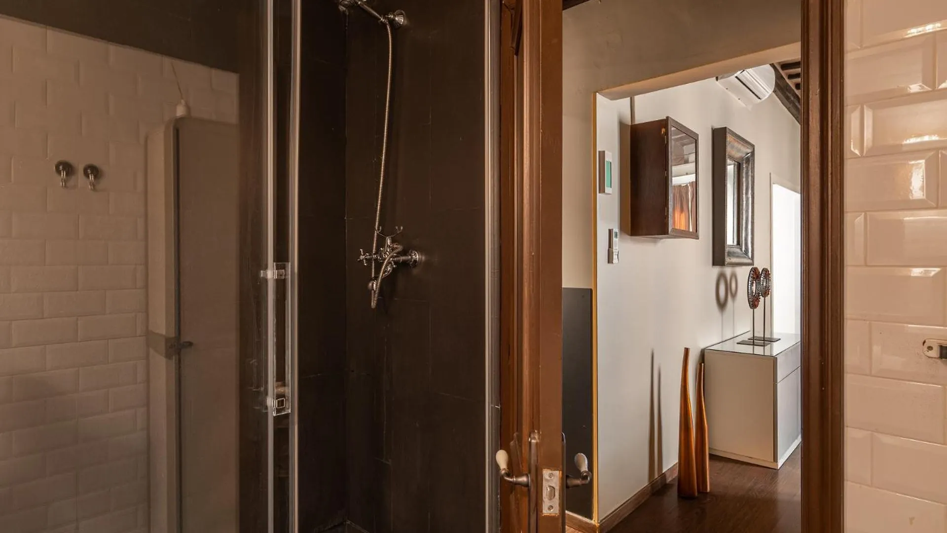 Stay U-Nique Apartments Pou Barselona İspanya